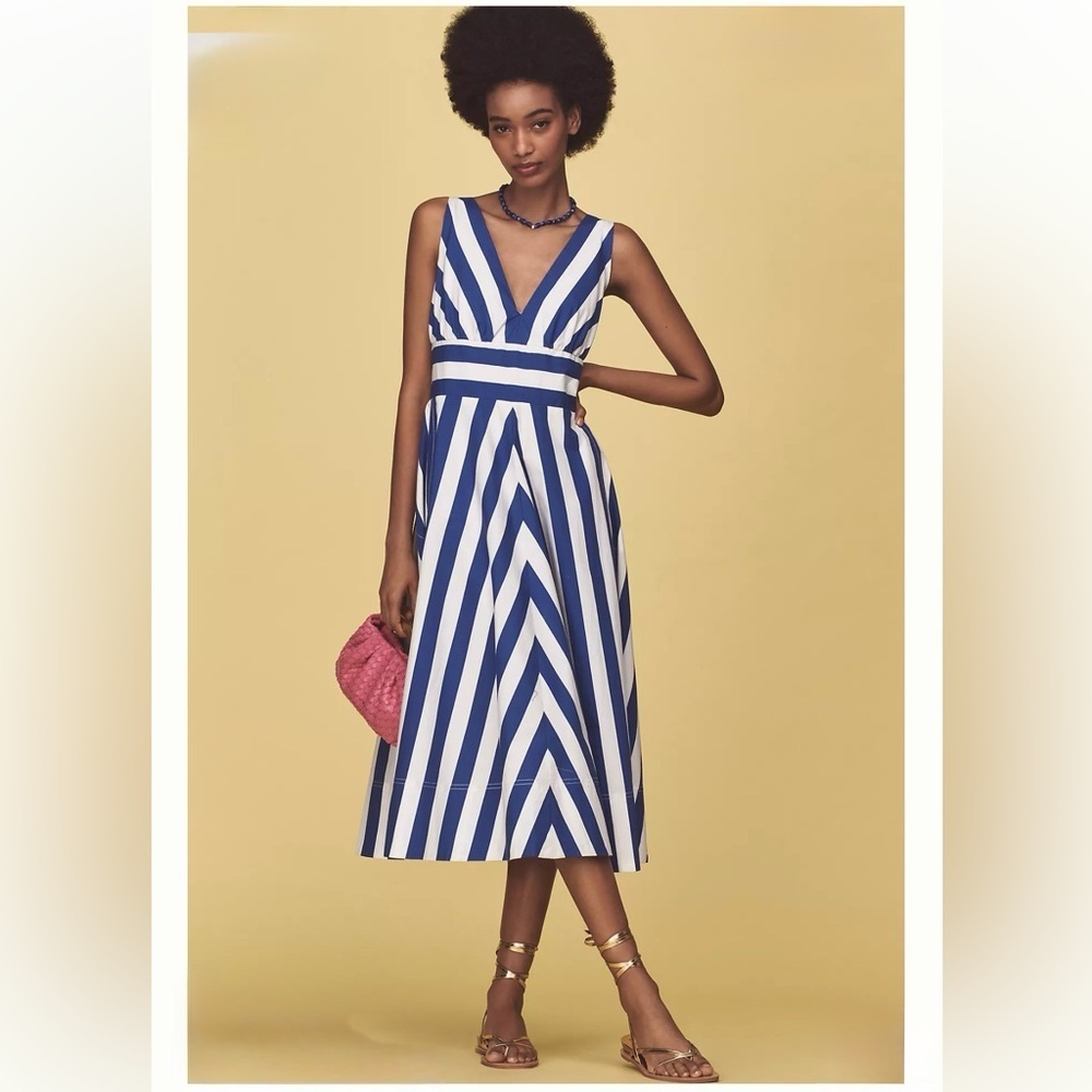 Anthropologie V-Neck Sleeveless Fit & Flare Midi Dress Size XS
